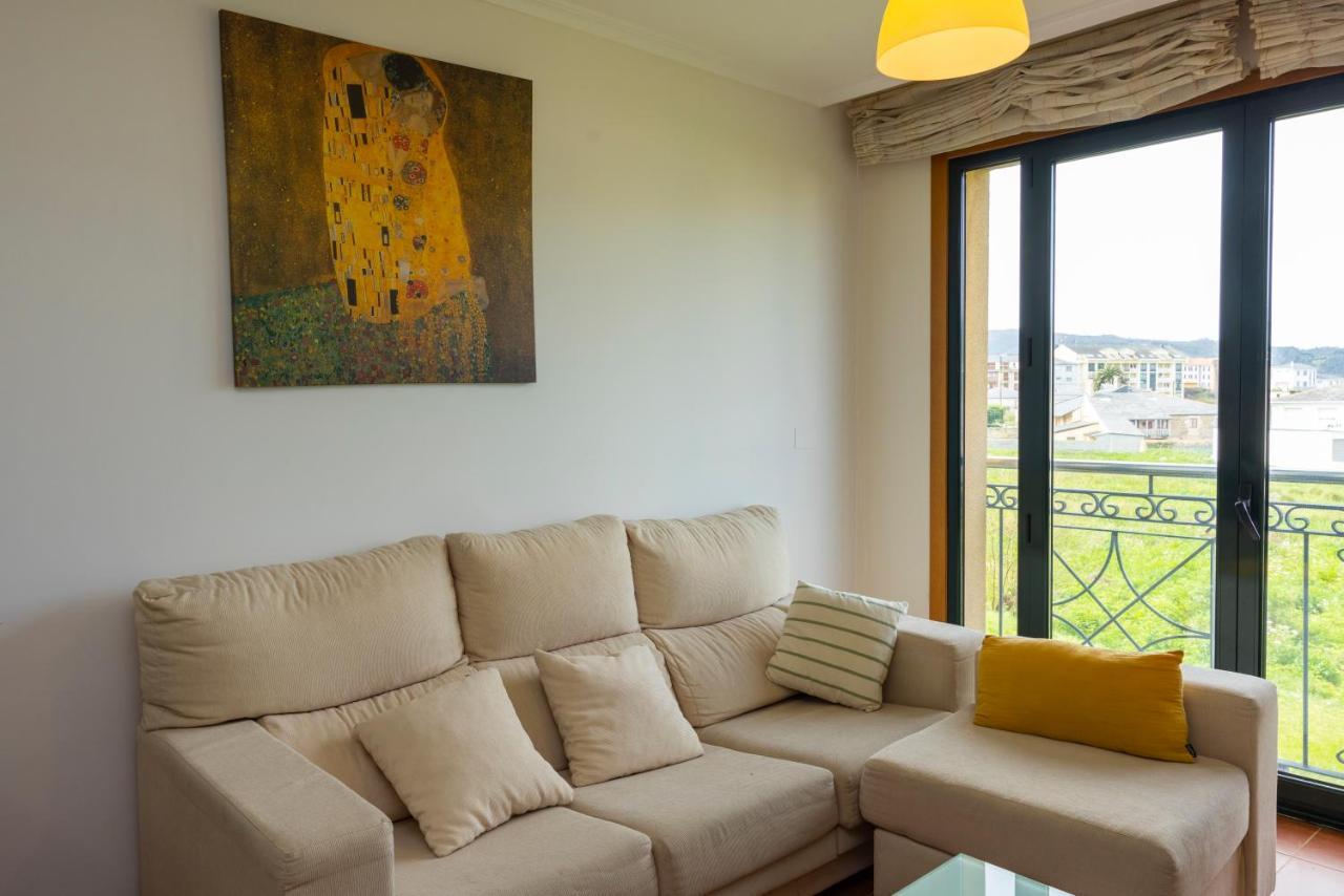 Apartagal-Urb. Traineira O Vicedo Buitenkant foto
